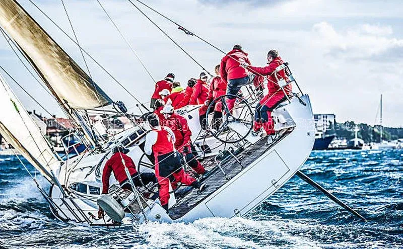 华体会登录最新登录地址赛富乐斯“河南足球运动员接受记者采访：揭秘他们的训练秘密和比赛心得”